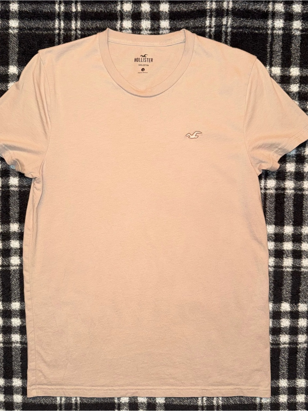Hollister Men's Crew Neck Tee in tan